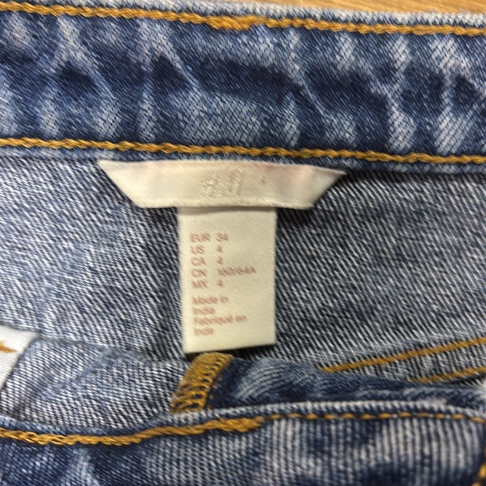 H&M Distressed Denim Skirt - Picture 3 of 6